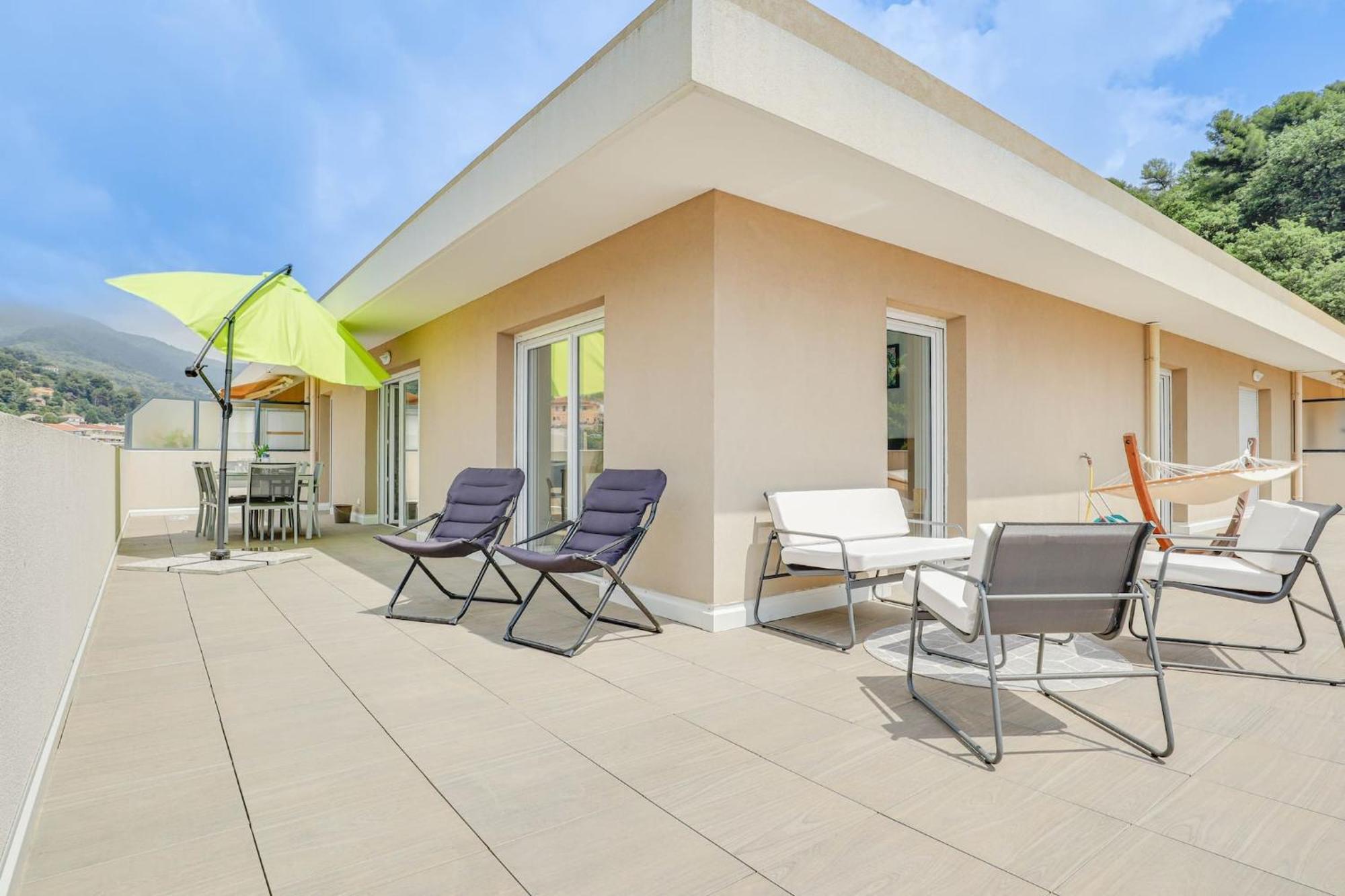 Spacieux Rooftop Parking, Terrasse Ensoleillee Menton Kültér fotó
