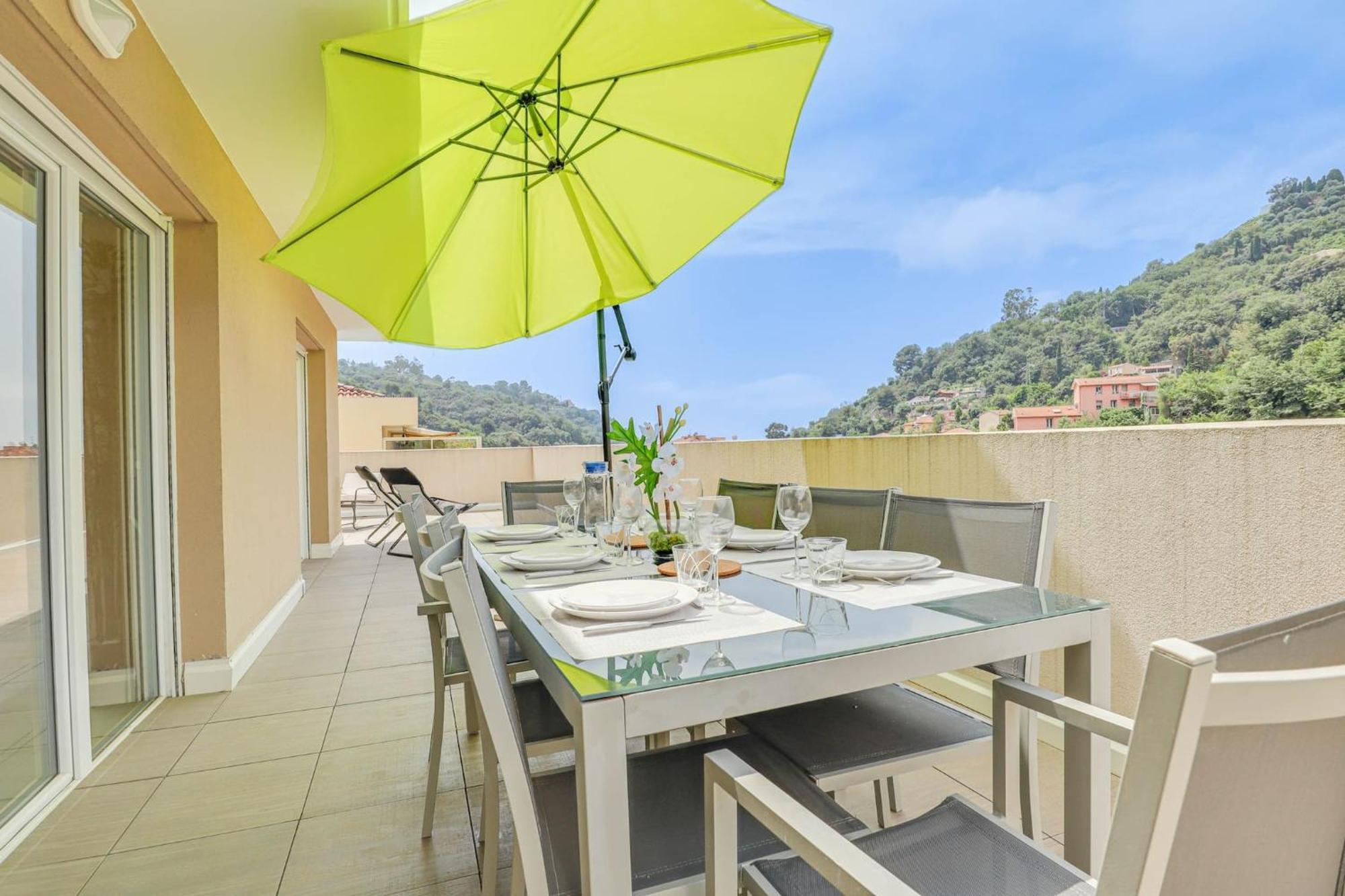 Spacieux Rooftop Parking, Terrasse Ensoleillee Menton Kültér fotó